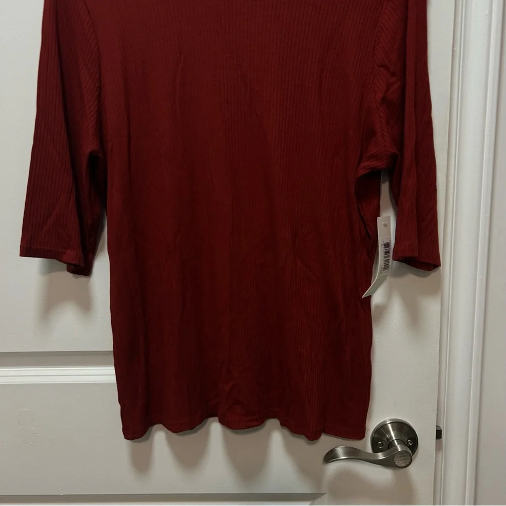 Cyrus Women's Long Sleeve Top in Rich Red - Picture 3 of 12